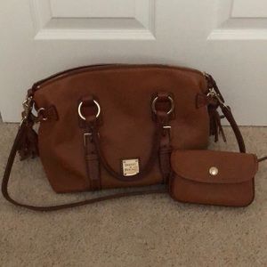 Dooney & Bourke Bag